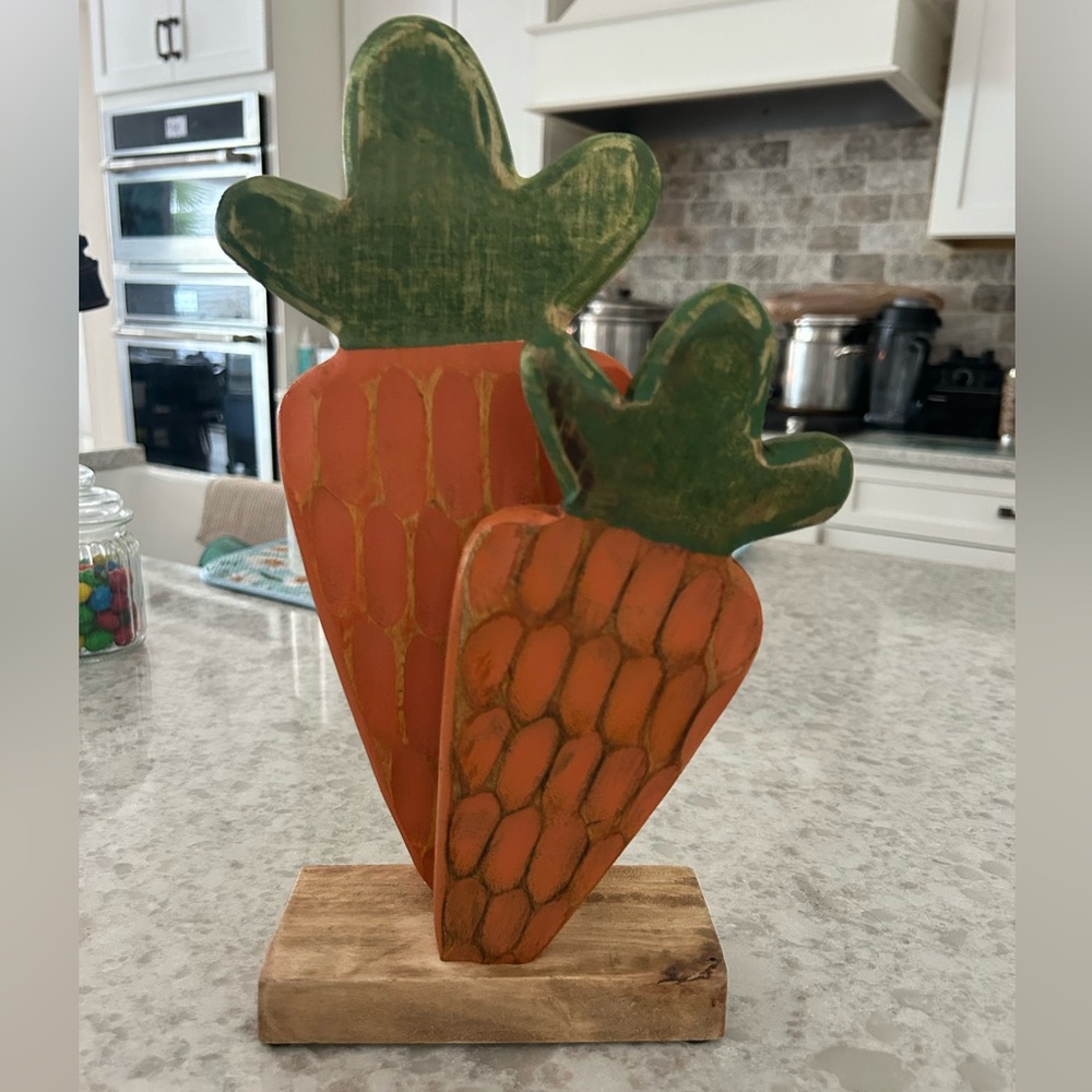 “New” Wooden Carrot Duo Tabletop Decor - Orange & Green